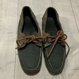 ISLAND SURF SHOES